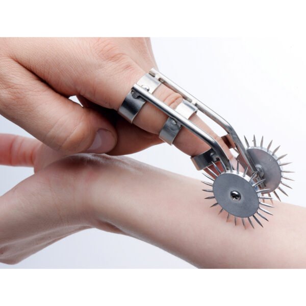 Spikes Double Finger Pinwheel - Image 3